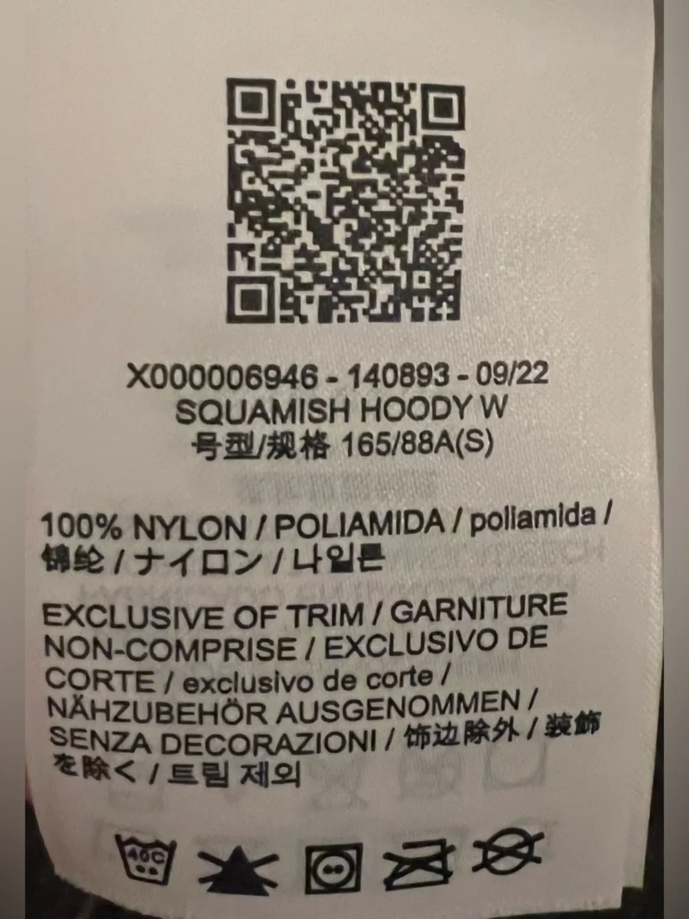 Arc'teryx Women's Squamish Hoody  in pale mint green with Magenta Pocket - Picture 6 of 6